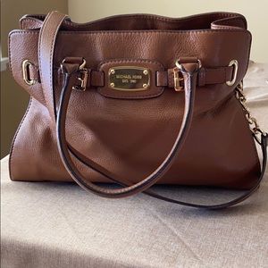 Micheal Kors Hamilton 👜 tan leather satchel CLEAN